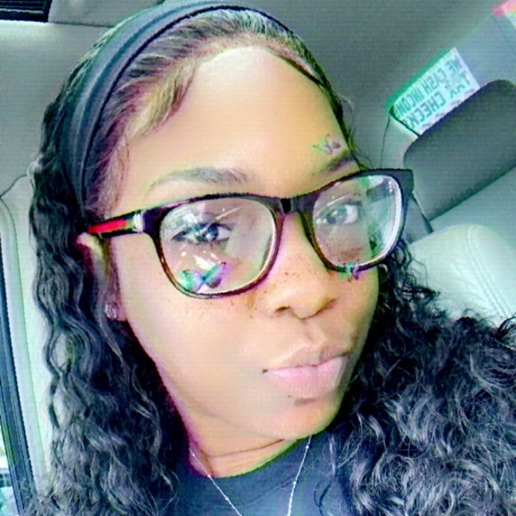 Meet your Posher, Pretty - Picture 1 of 1